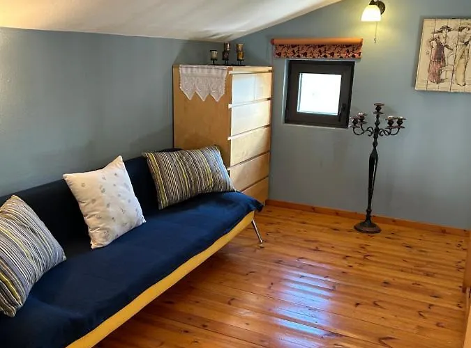 Melody Birds 度假居 Dikella