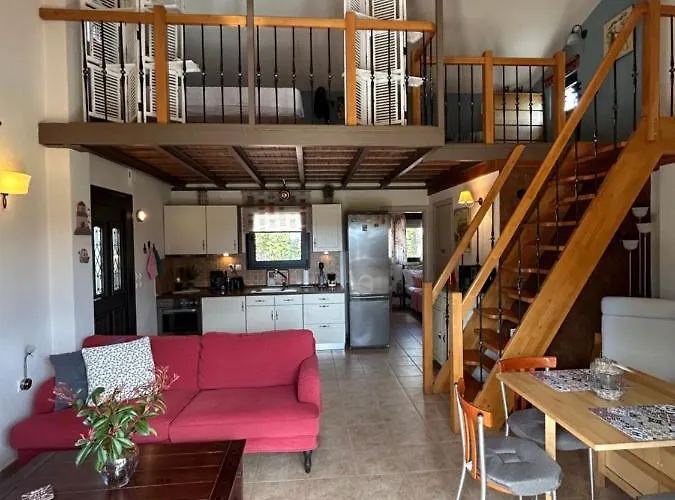 Melody Birds 度假居 Dikella